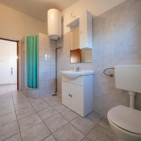 Sunny Apartment *